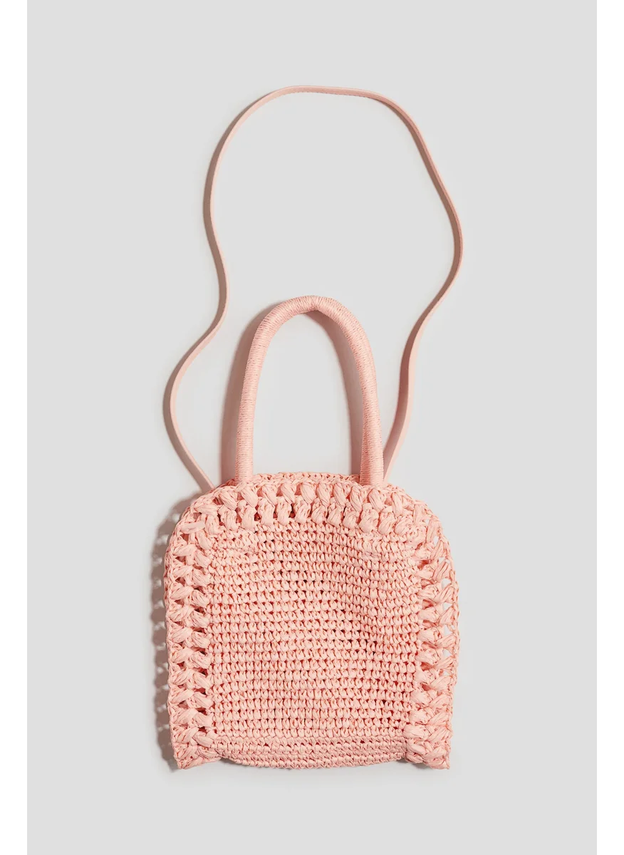 اتش اند ام Straw Crossbody Bag