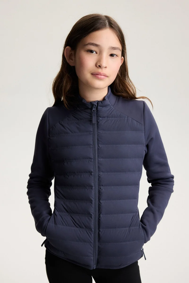 اتش اند ام جاكيت منفوخ من مزيج خامات بتقنية ثيرمو موف™