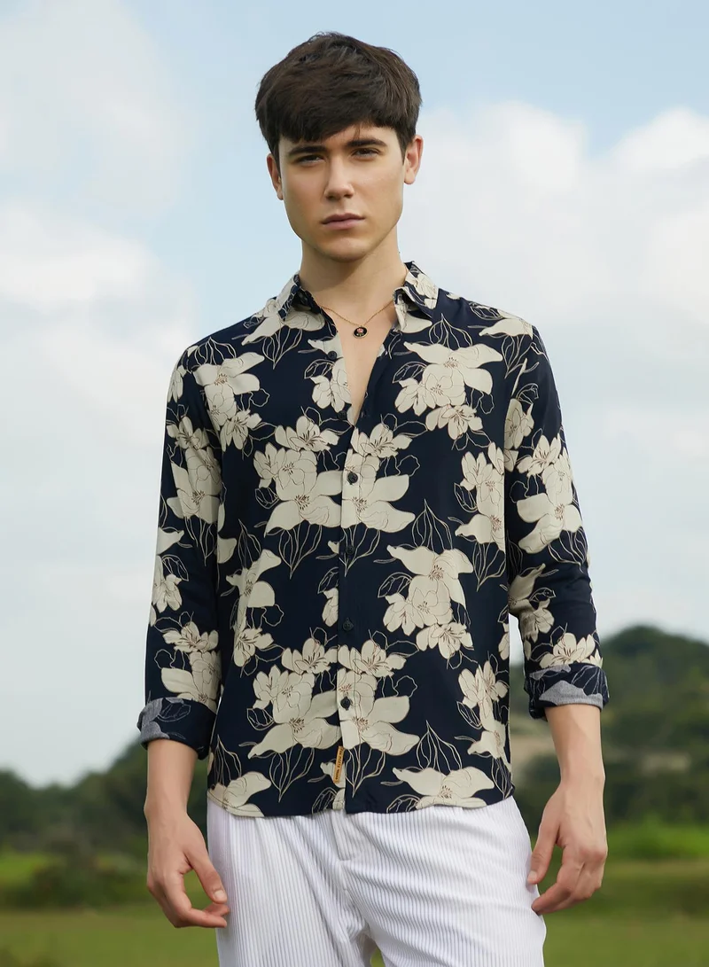 Campus Sutra Men's Obsidian Black Botanical Imprint Shirt For Casual Wear | Spread Collar | Long Cuffed Sleeves | Button Closure | Shirt Crafted With Comfort Fit For Everyday Wear