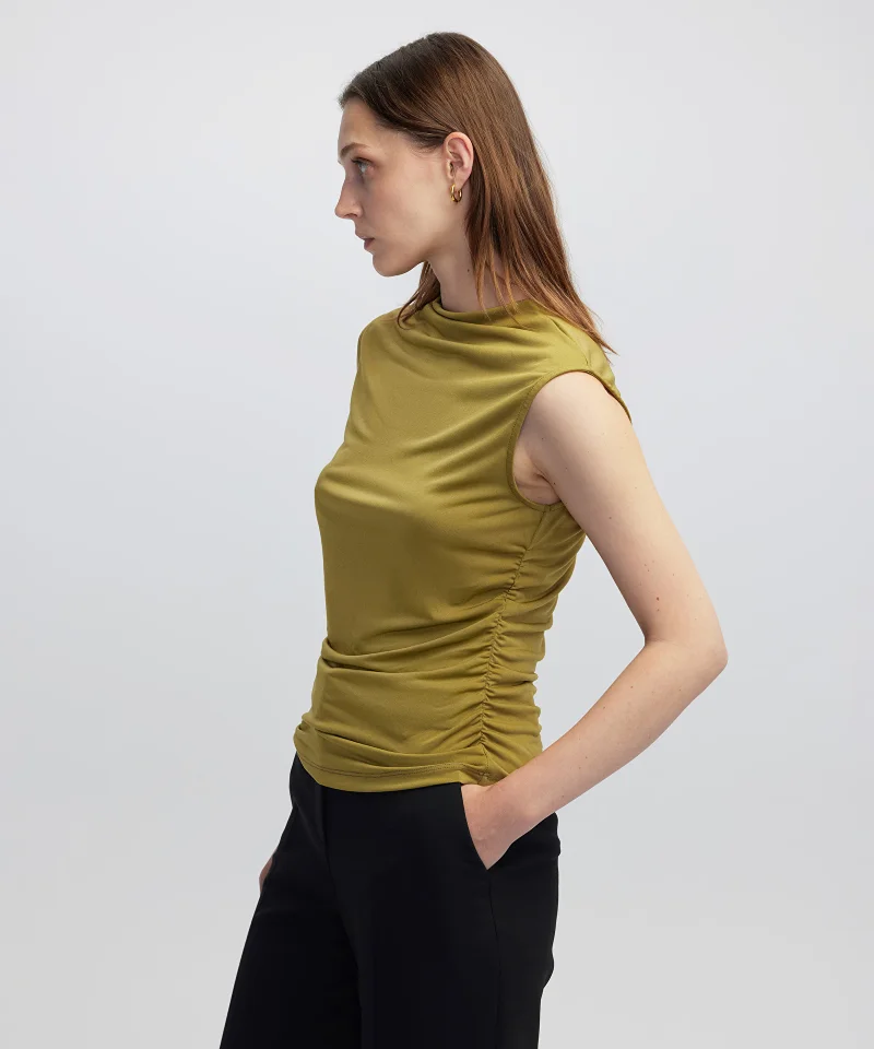 ابيكول تيشيرت بكسرات