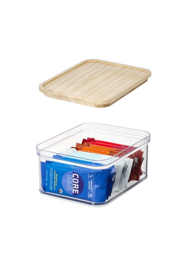 إنترديزاين صندوق تخزين رقائق البطاطس من البلاستيك المعاد تدويره من آي ديزاين مع غطاء، مجموعة روزانا بانسينو - 8.51 بوصة طول × 8.51 بوصة عرض × 4.13 بوصة ارتفاع، صندوق شفاف مع غطاء من الخشب الطبيعي - Image 1