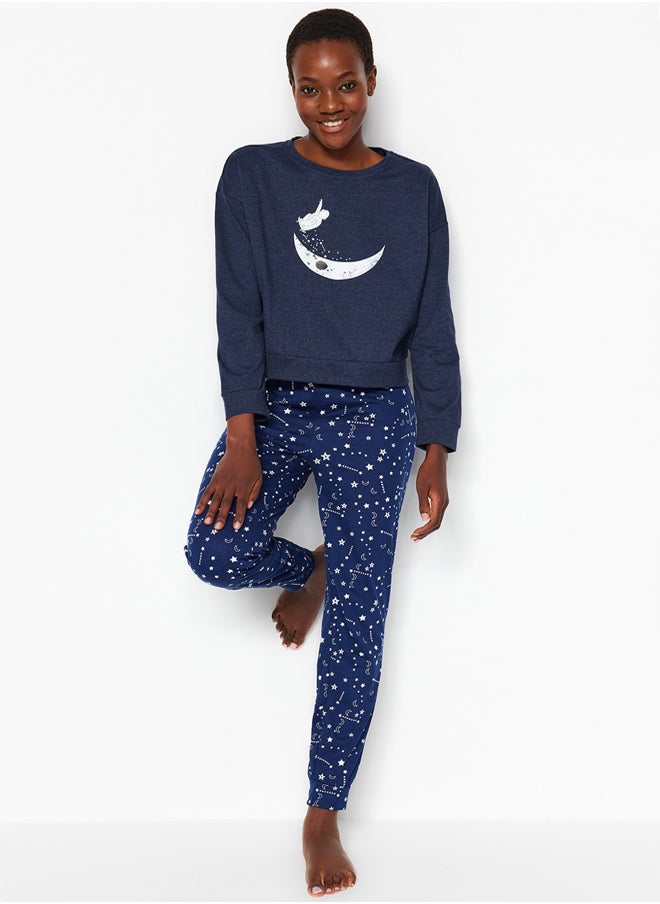 trendyol - Navy Blue Galaxy Printed Knitted Pajamas Set THMAW21PT0294 - Image 1