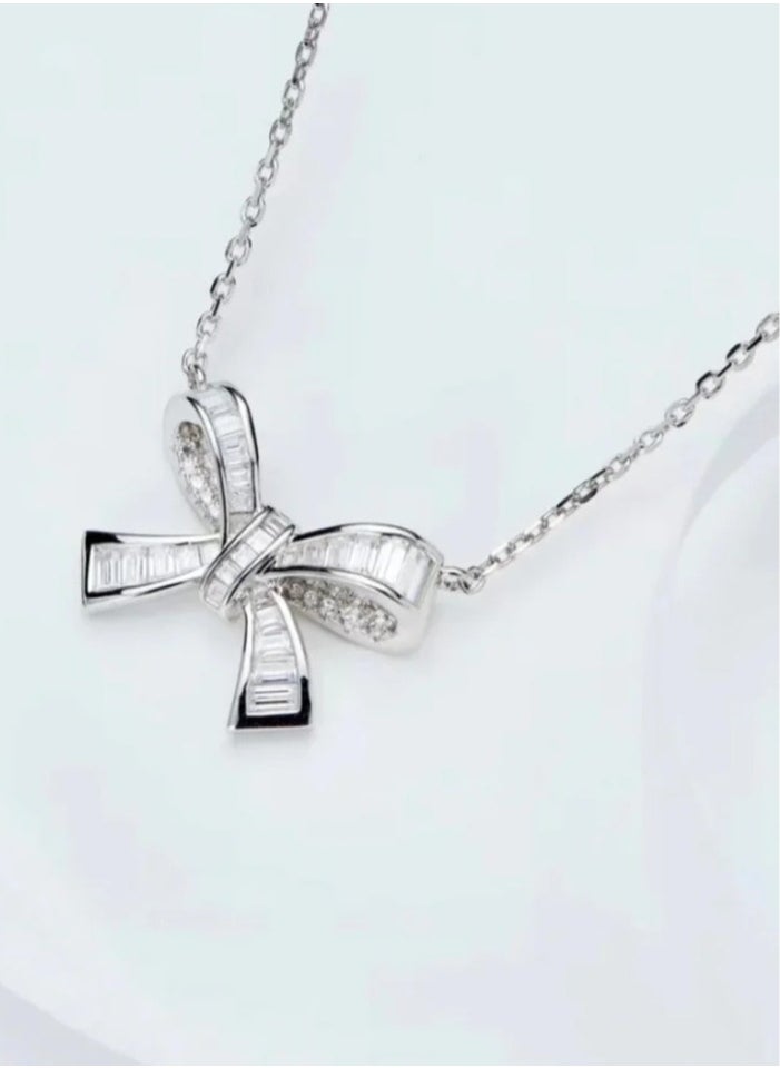 GRAFF - Tilda’s Bow Classic Diamond Pendant - Image 1