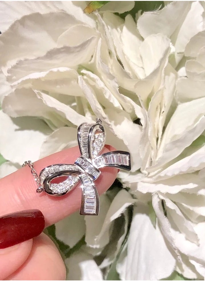 GRAFF - Tilda’s Bow Classic Diamond Pendant - Image 1