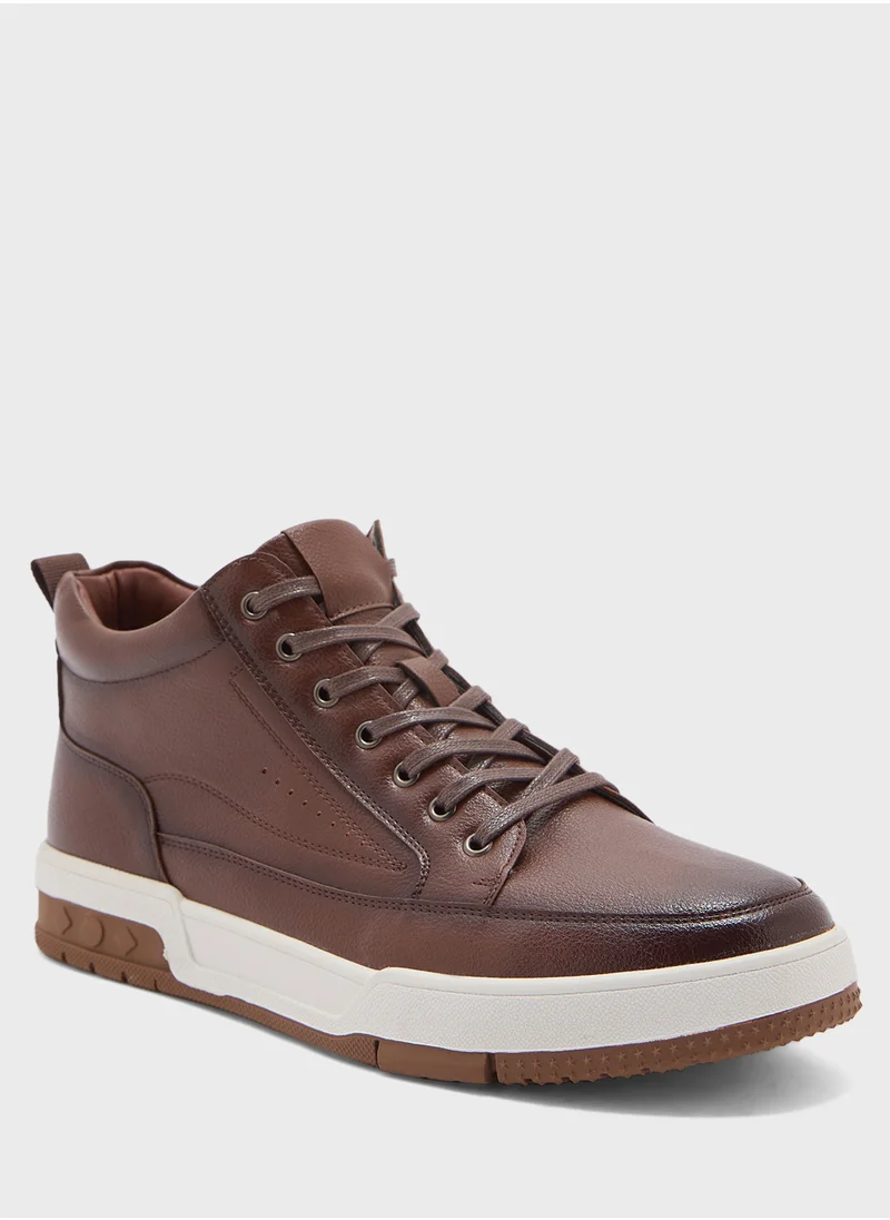 روبرت وود Smart Casual High Top Sneakers