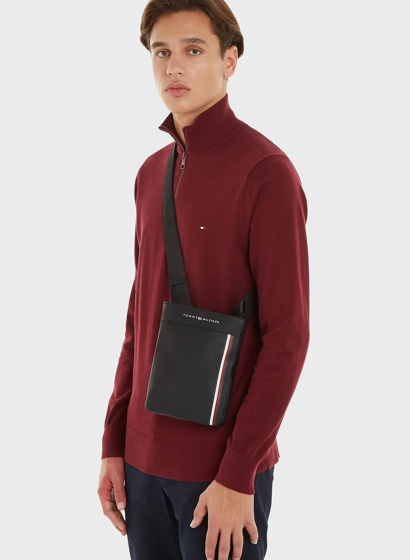 TOMMY HILFIGER Essential Crossover