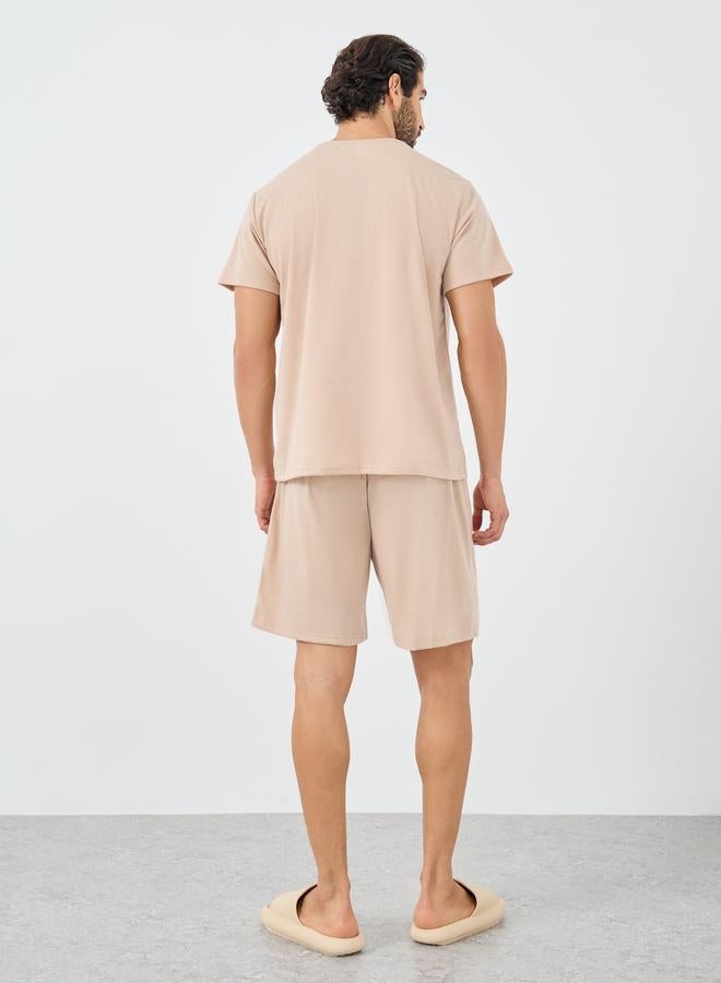 Styli Garfeild Graphic Print Short Sleeve T-Shirt and Shorts Set - Image 4