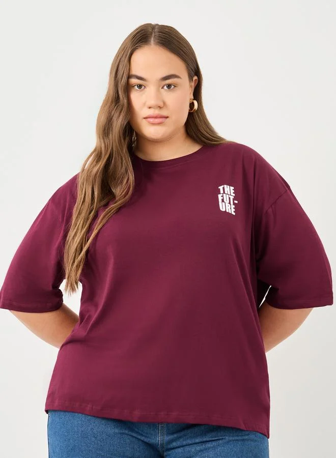Styli Styli Plus Size Oversized Back Graphic T-Shirt