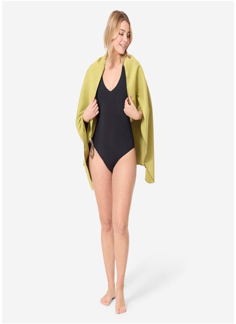 NABAIJI NABAIJI by DECATHLON, Microfibre Towel Size L 80x130 cm Lightweight & Quick-Dry Olive  - Image 1