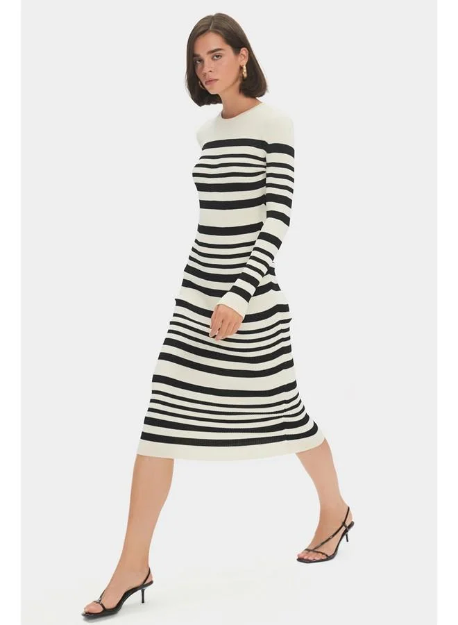JUNE June Women Striped Midi Knitwear Dress Ecru