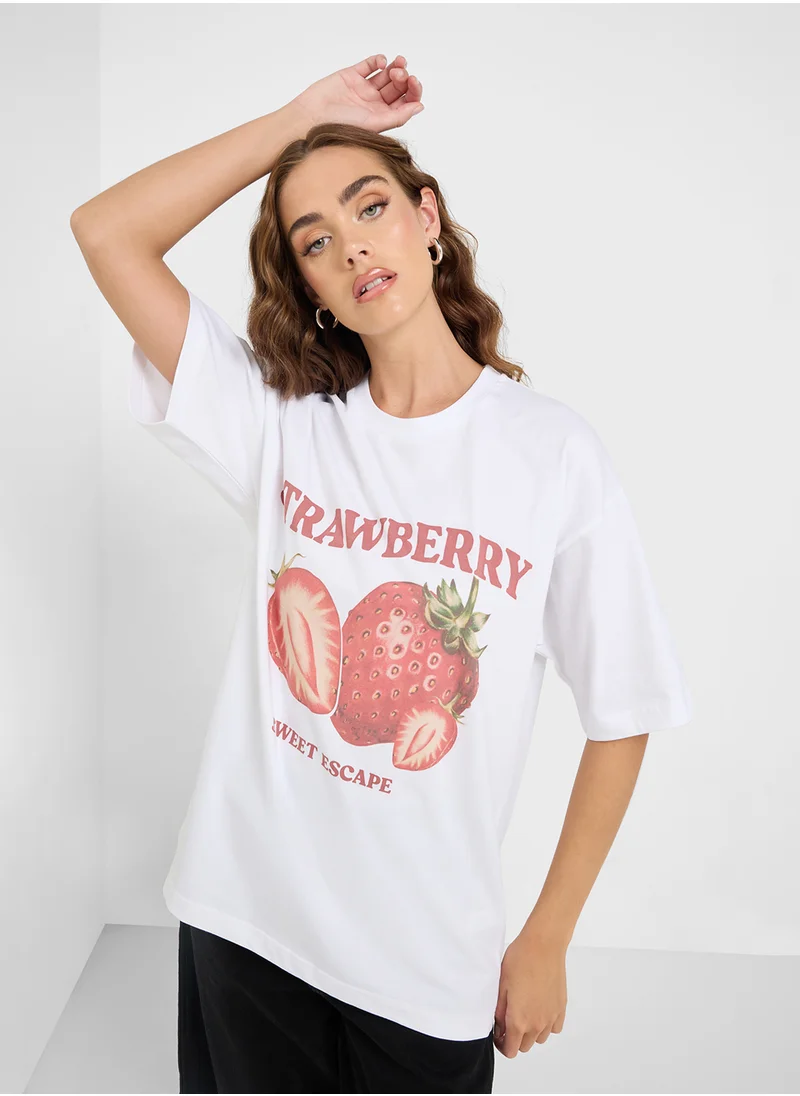 جينجر Oversize Graphic T-Shirt