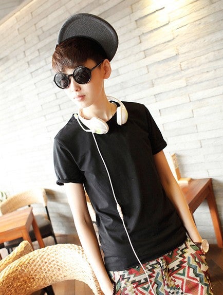 Yiku Mens Summer Mens Short Sleeve T-Shirt Korean Style Slim Solid Color V-Neck Base Shirt for Men with Free Shipping Black crew neck 