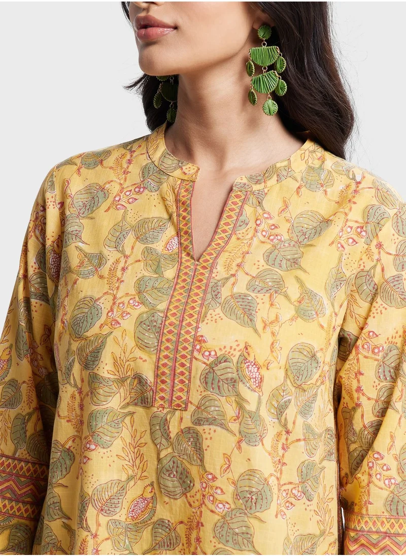 Fabindia Crew Neck Floral Printed Long Kurta