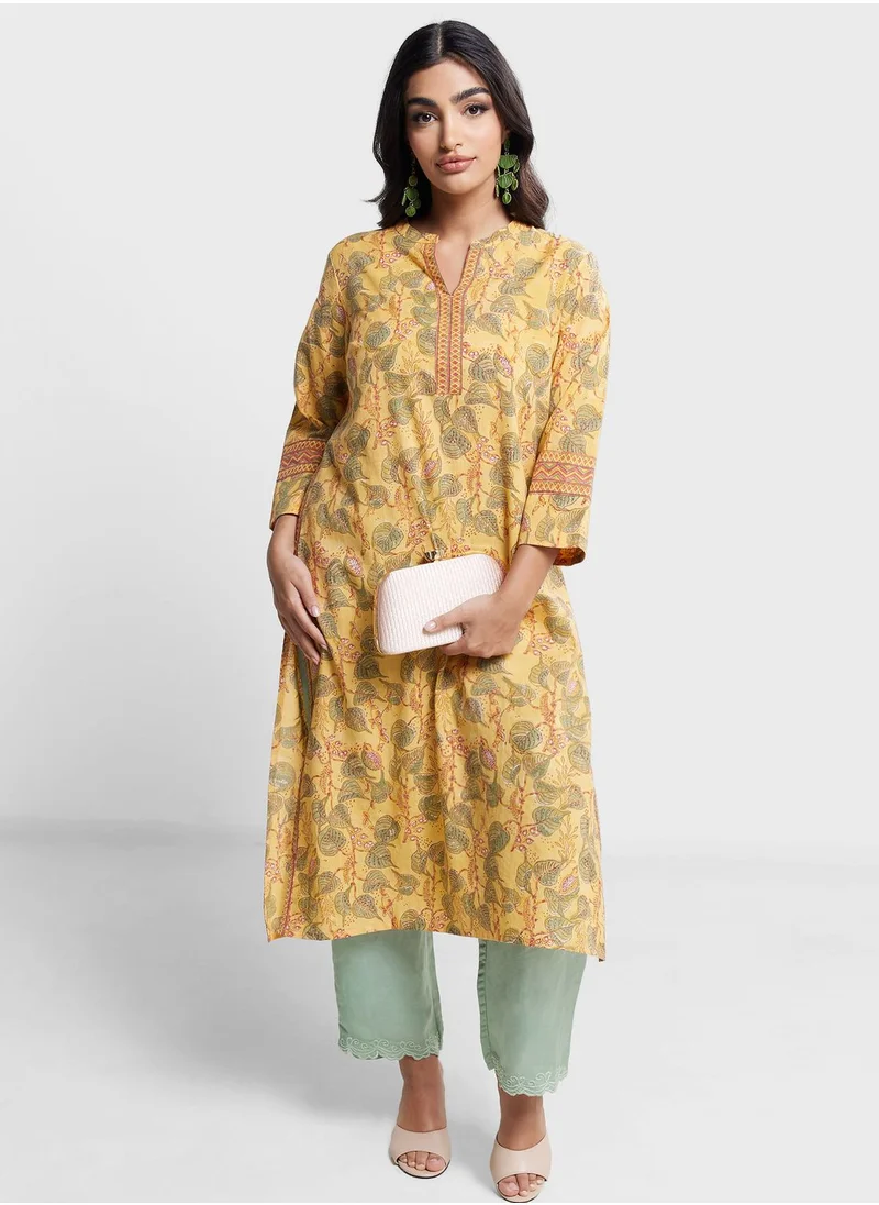 Fabindia Crew Neck Floral Printed Long Kurta