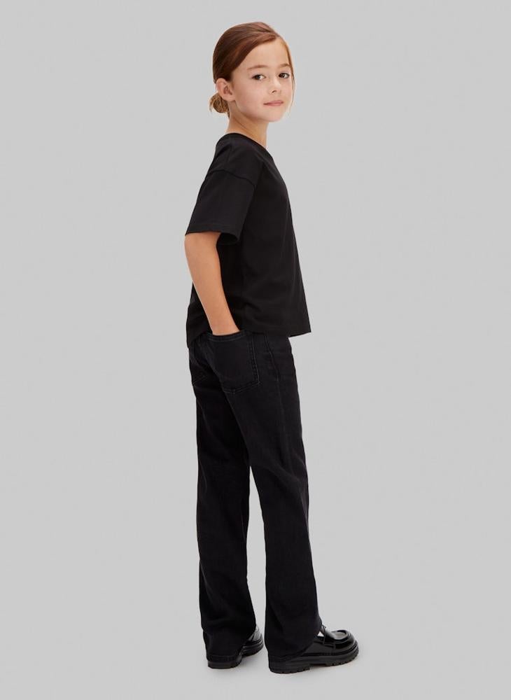 Calvin Klein Jeans Youth Straight Fit Jeans - Image 2