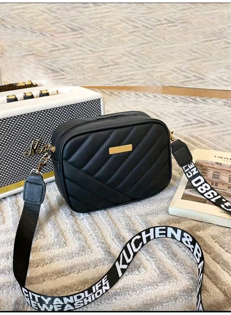 شي إن حقيبة كروس أنيقة مبطنة، حقيبة كروس، تصميم مربع صغير للنساء مع حزام كتف قابل للتعديل، مادة البولي يوريثين، مناسبة للاستخدام اليومي - Image 1