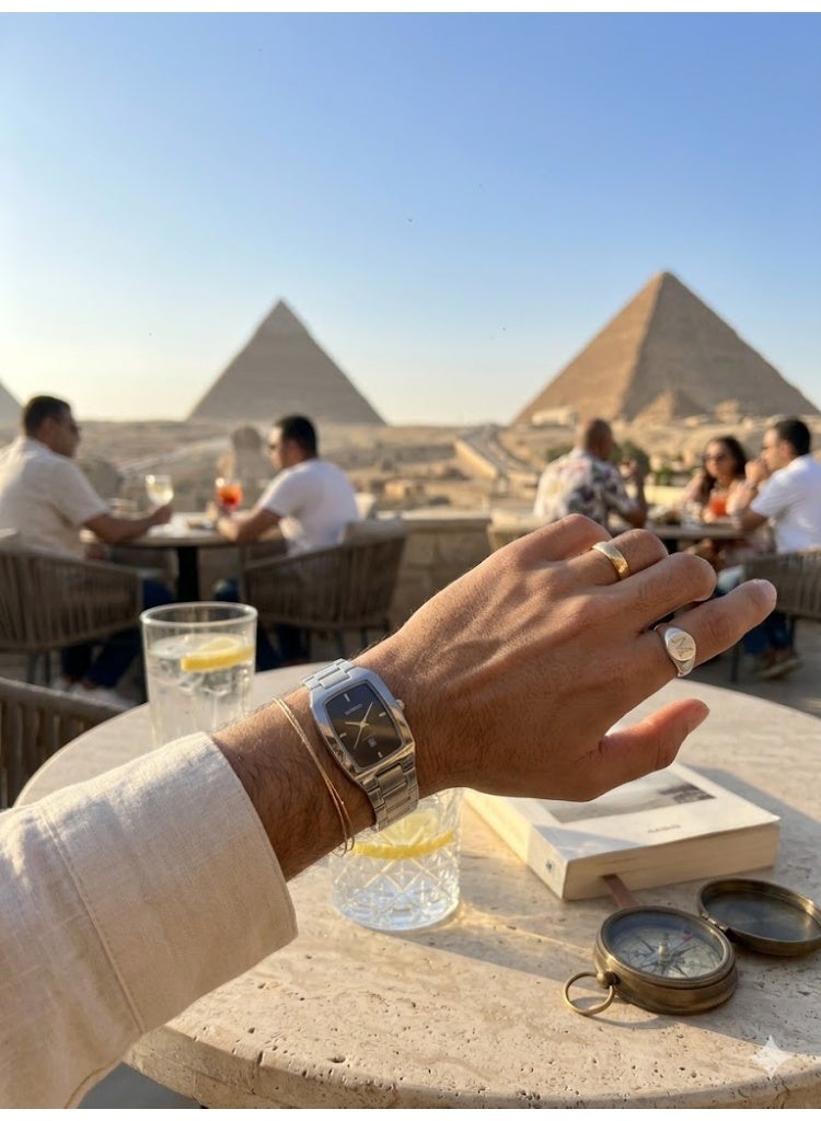 كاسيو ساعة كاسيو كلاسيكية مستطيلة للرجال - ستانلس ستيل فضي مع مينا أسود - Image 2