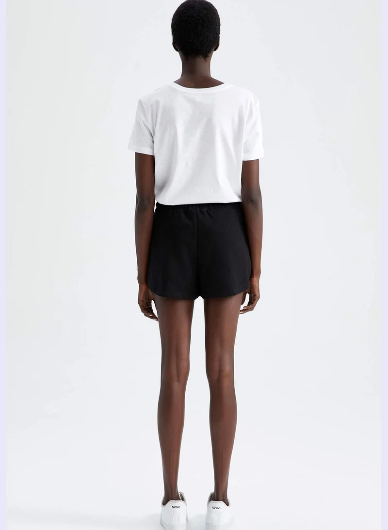 DeFacto Regular Fit Elasticated Waist Mini Short