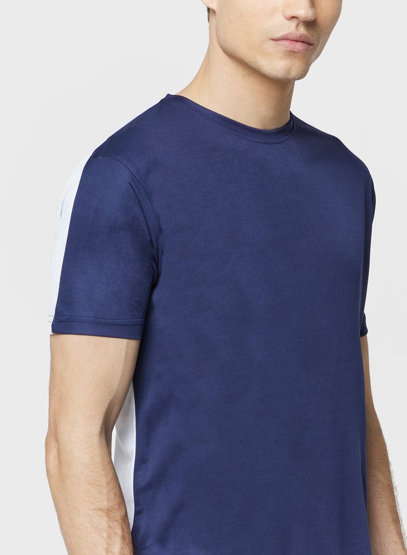 FRWD Training T-Shirt - Image 3