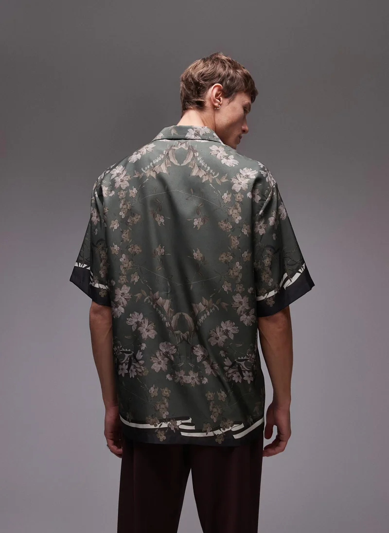 توب مان Short Sleeve Printed Shirt