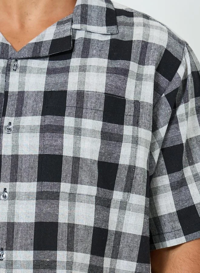 Styli  Men Checkered Cotton Relaxed Fit Shirt and Shorts Set for Men | Best Price UAE