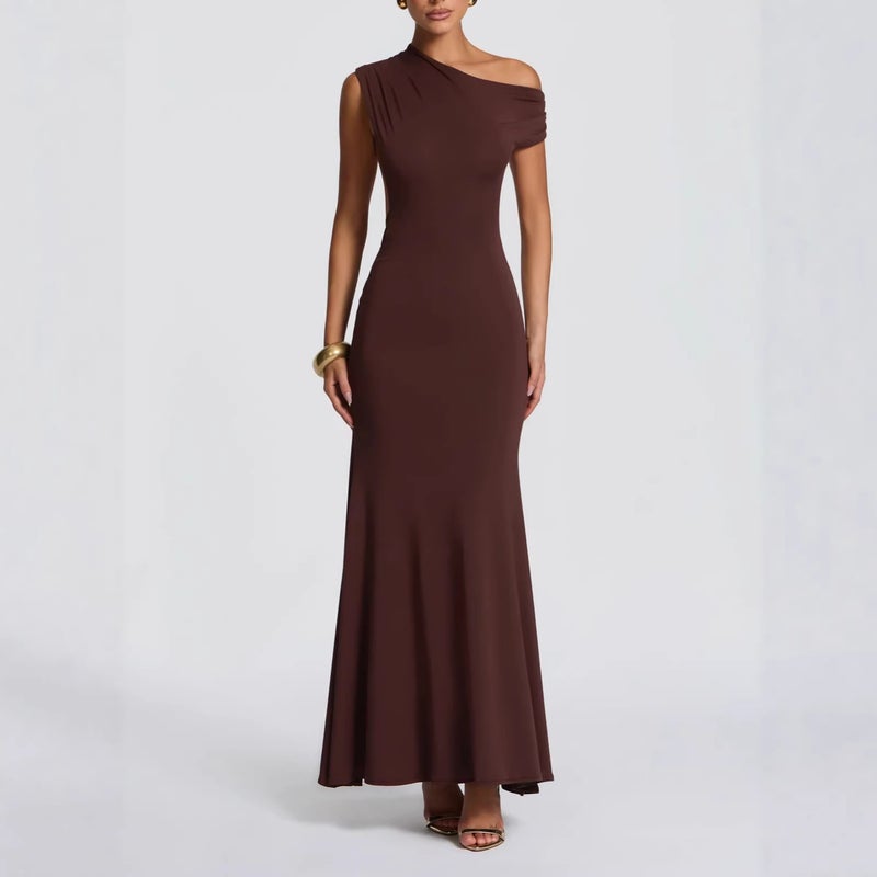 2026 New Style Diagonal Neckline Backless Hip-Hugging Simple Solid Color Elegant Dress - Image 5