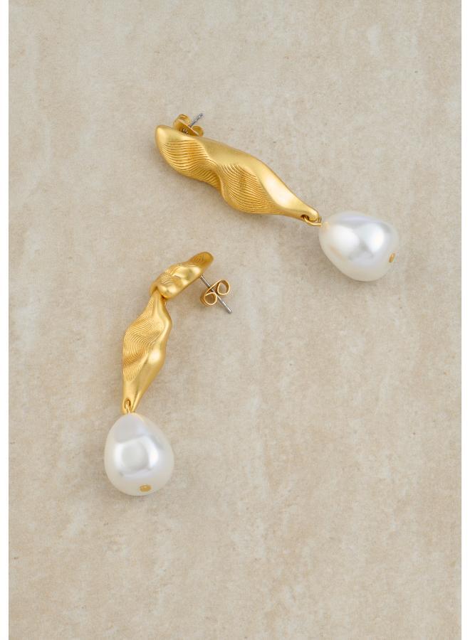 REISS MARGOT: Mismatched Pearl Drop Earrings - Image 1