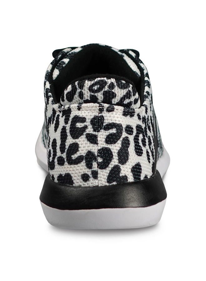 KR Strikeforce Lux Leopard Women's Bowling Shoe with FlexSlide Technology for Ultimate Slide Control - Image 4