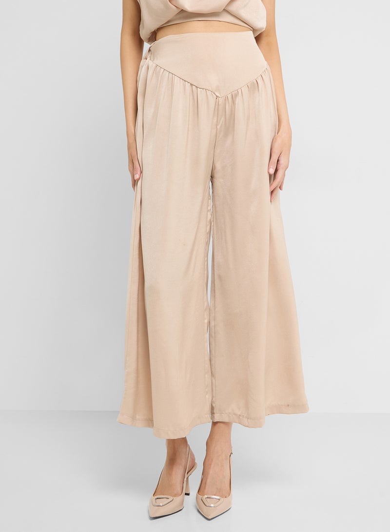 ايلا طقم بلوزة وبنطلون قصير - Image 4