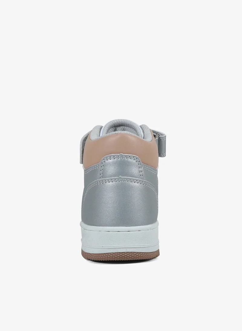 جاب حذاء رياضي بناتي مرتفع من بوسطن بشريط لاصق