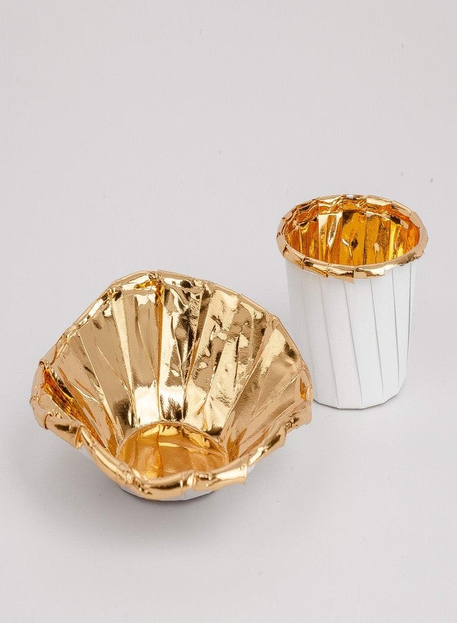 جولدن ابل أكواب خبز صغيرة من ورق الألمنيوم بنقشة التفاح الذهبي، 100 قطعة، قوالب خبز الكب كيك والمافن، صغيرة بيضاء بتصميم ذهبي، للاستخدام مرة واحدة، مثالية للحفلات وحفلات الزفاف والمهرجانات - Image 5