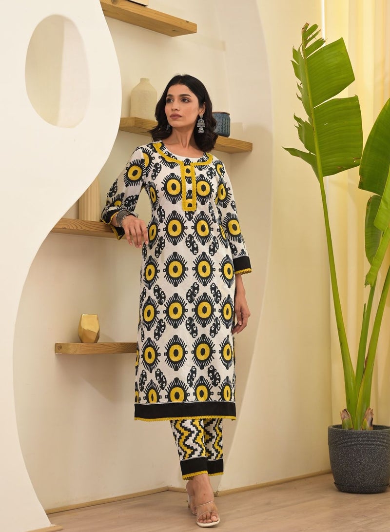 PRIYA’S PANACHE Cotton Printed Kurta Pant Dupatta Set | Indian Ethnic Wear for Women | Traditional Salwar Kameez Suit | Ready-to-Wear Kurti Set - Image 1