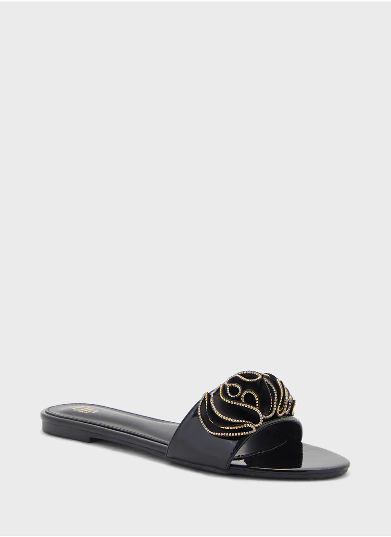 ايلا Floral Ruched Flat Sandal