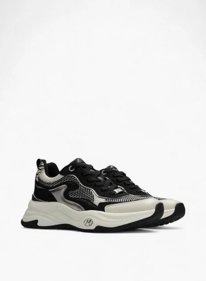 مكس أحذية رياضية بأربطة مزينة بالدانتيل