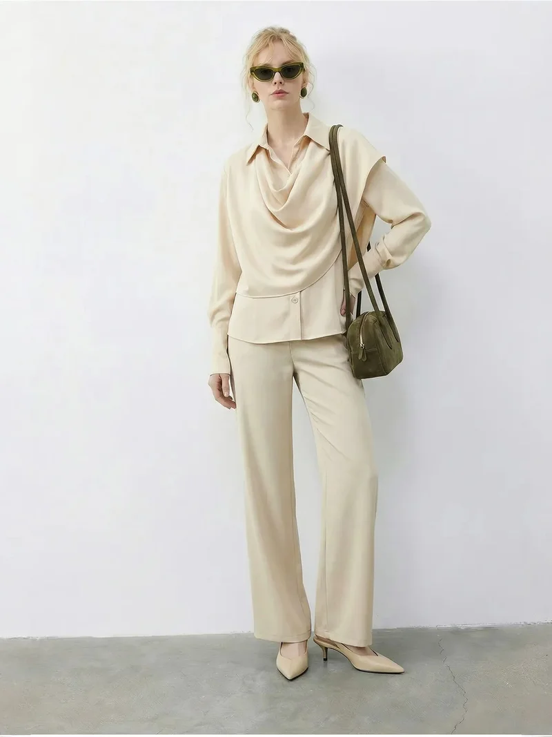 بيانكو لوتشي LUCCI Shawl Detailed Blouse and High Waist Wide Leg Pants Two-Piece Set
