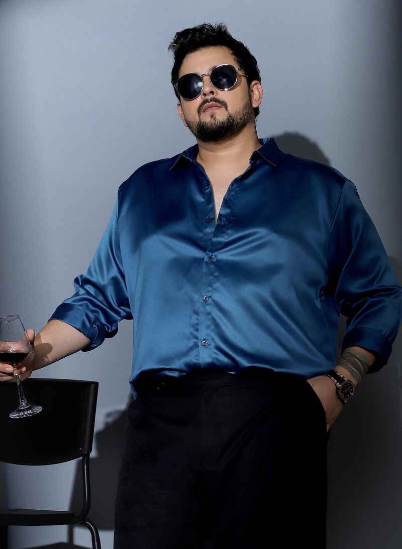 Instafab Plus Men Solid-Satin Regular Shirt | Spread Collar , Long Cuffed Sleeves | Button Closure , Curved Hem | Solid Plain Material | Woven Fabric For Party & Evening Wear | Berry Blue - Image 2