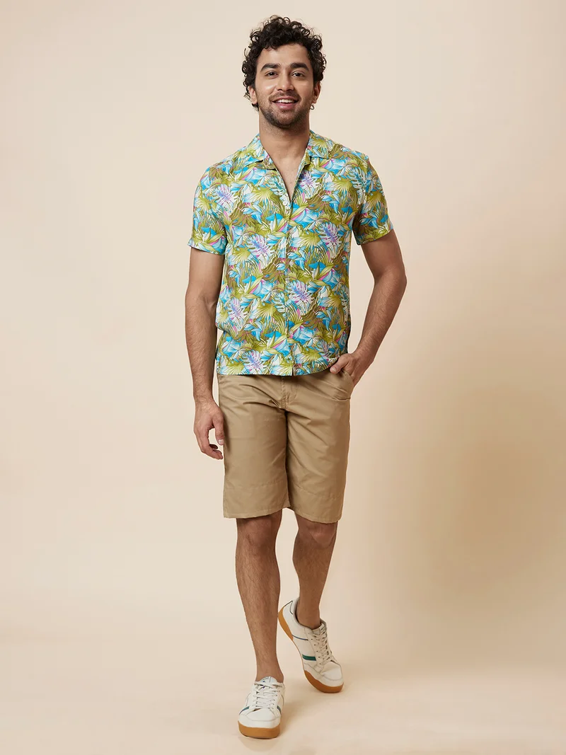 جلو باص قميص رجالي أخضر مطبوع بقصة عادية كاجوال