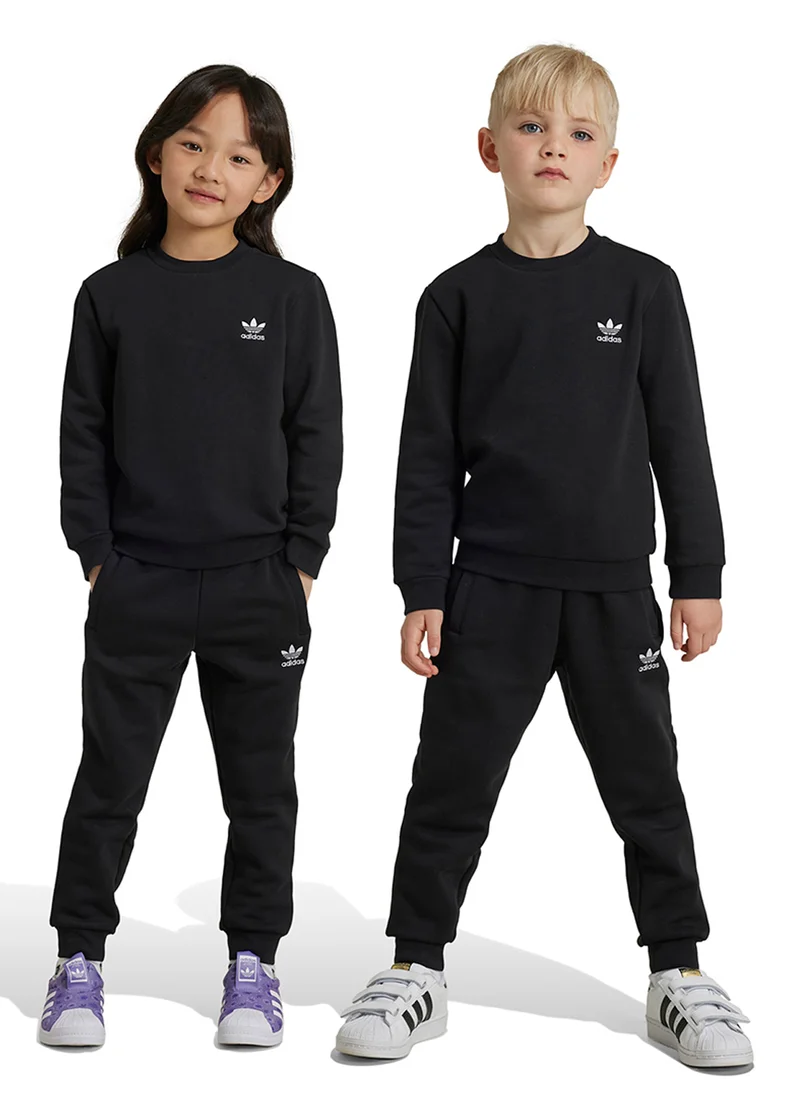 اديداس اوريجينالز Essential Tracksuit Set