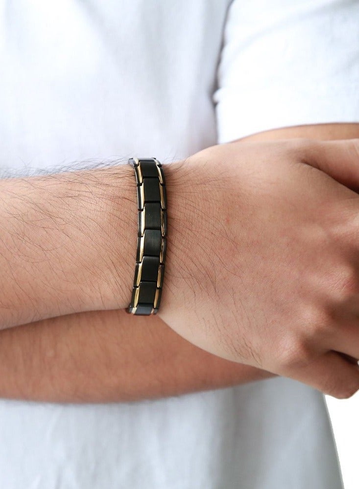 Luxury Stainless Steel Black and Gold Bracelet with Adjustable Links - Elegant Men's Accessory  - Image 4