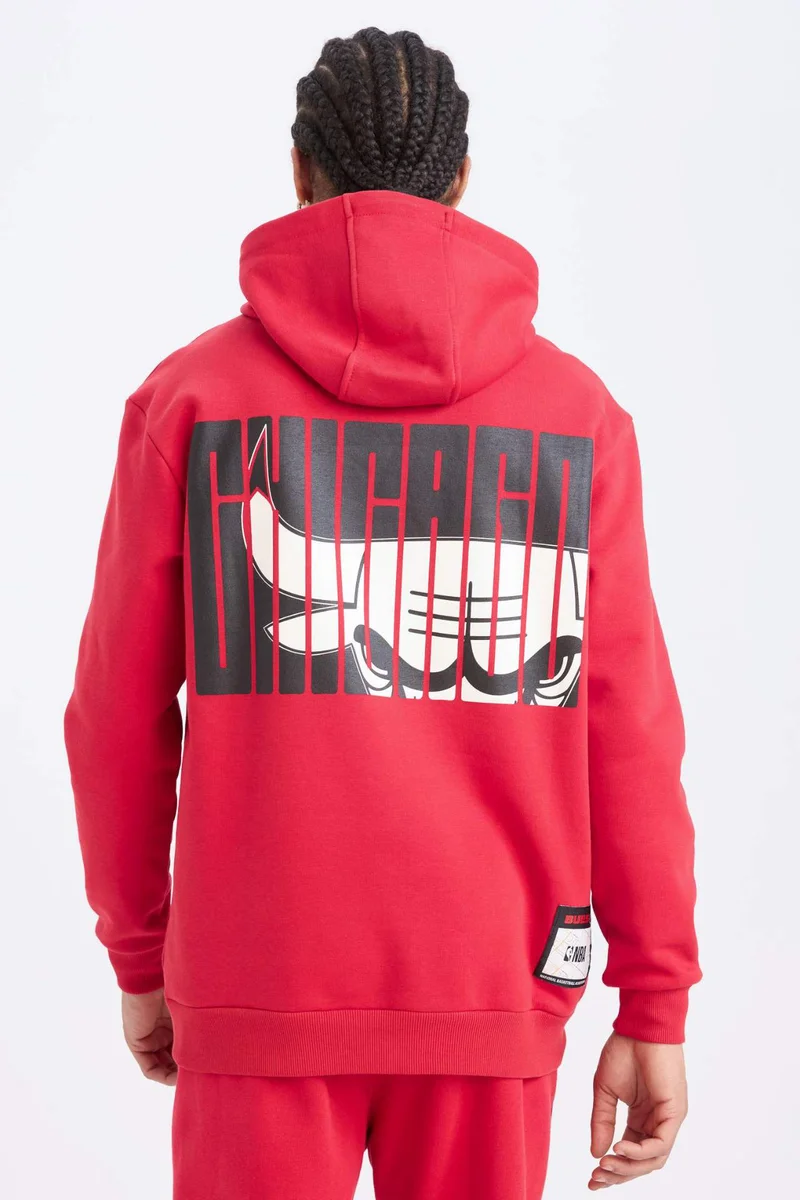 ديفاكتو NBA Chicago Bulls Standard Fit Back Printed Thick Hoodie