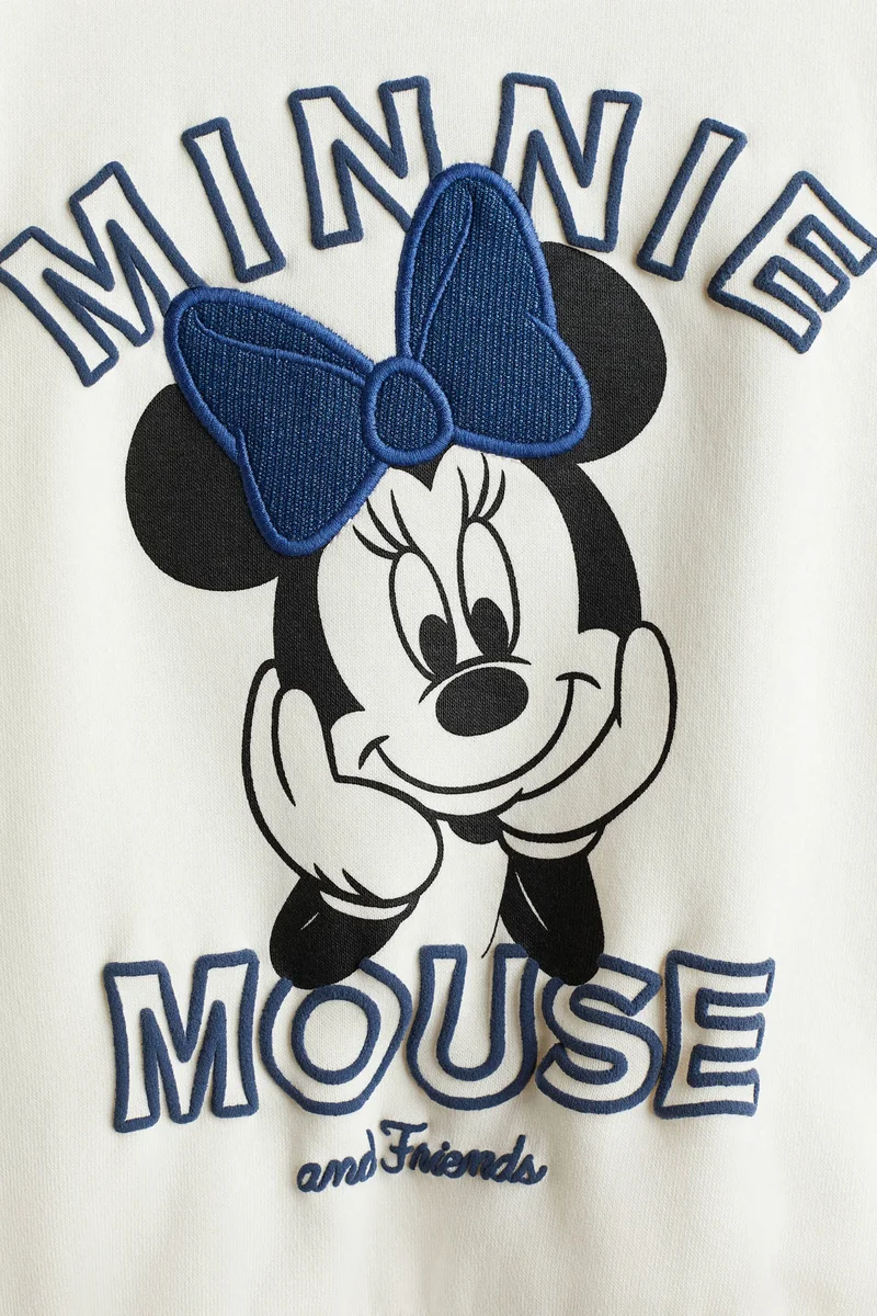 اتش اند ام سويت شيرت مزينة بزخرفة