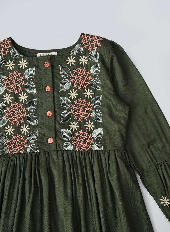 BELLA MODA Embroidered A-Line Dress - Image 4