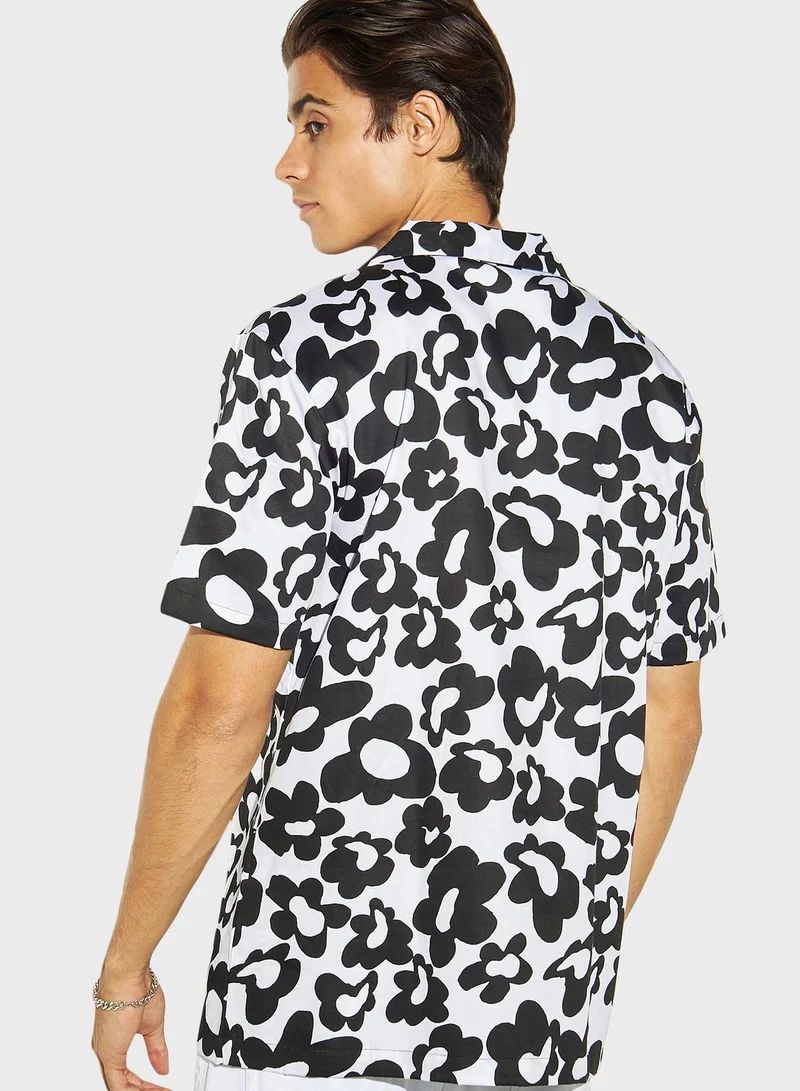 Iconic Floral Print Regular Fit Shirt