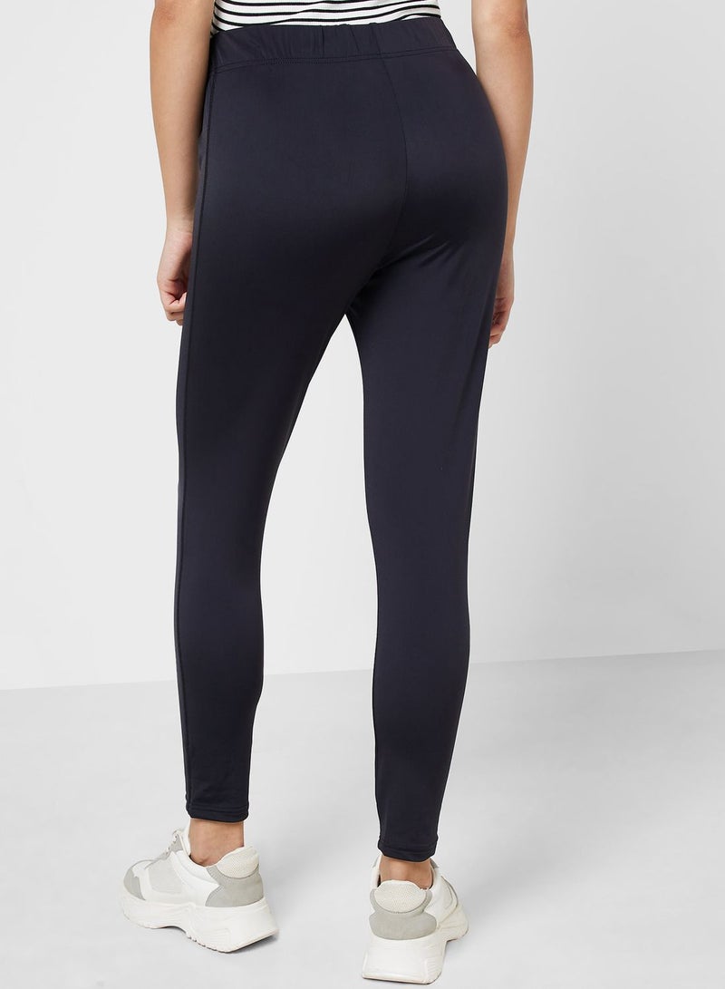 اونلي ليجنز - Image 2