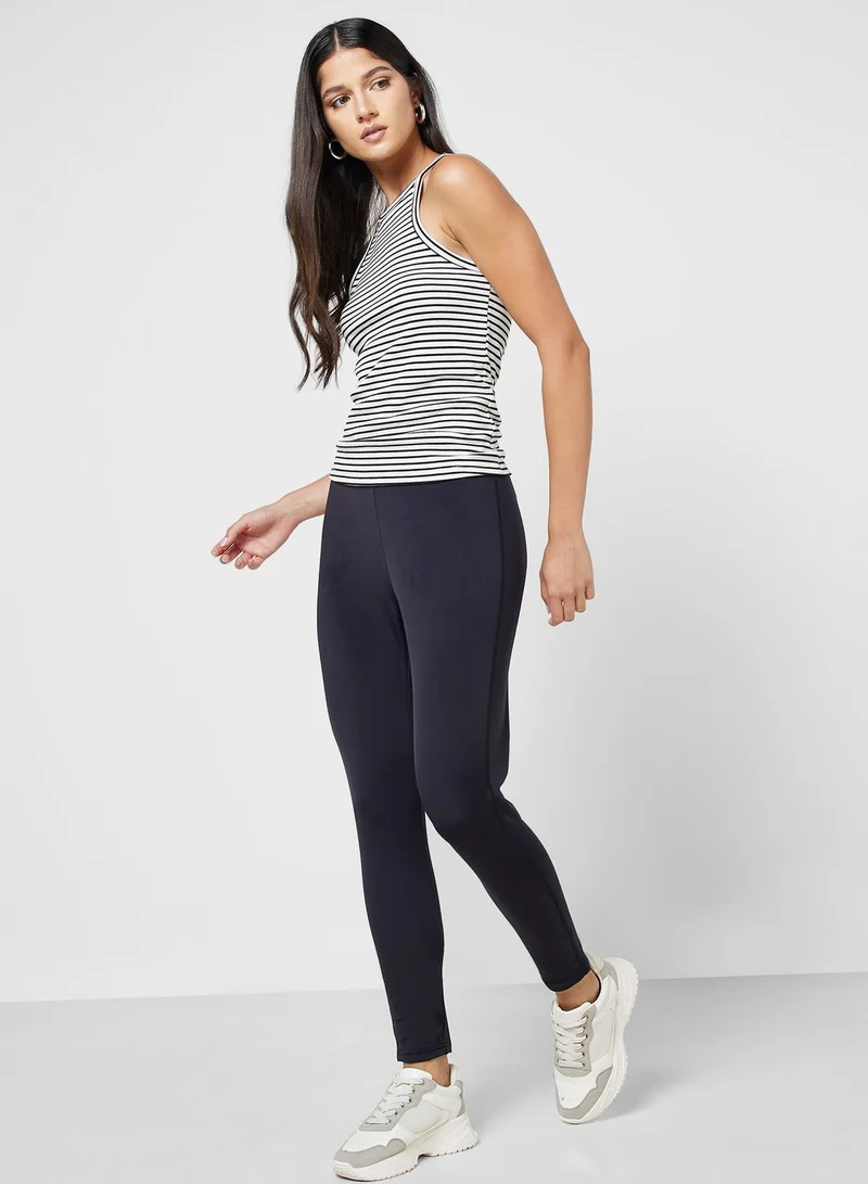 اونلي Leggings