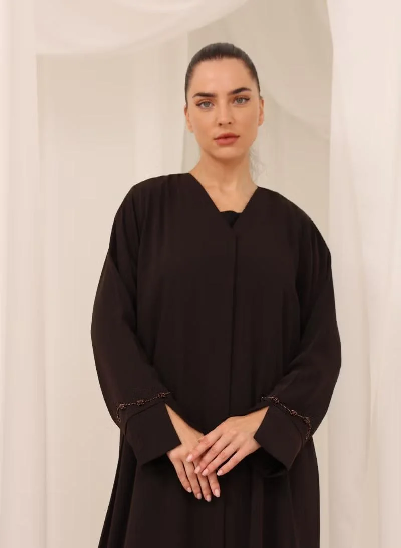 Nikias Abaya Crepe Abaya With Handwork On Sleves