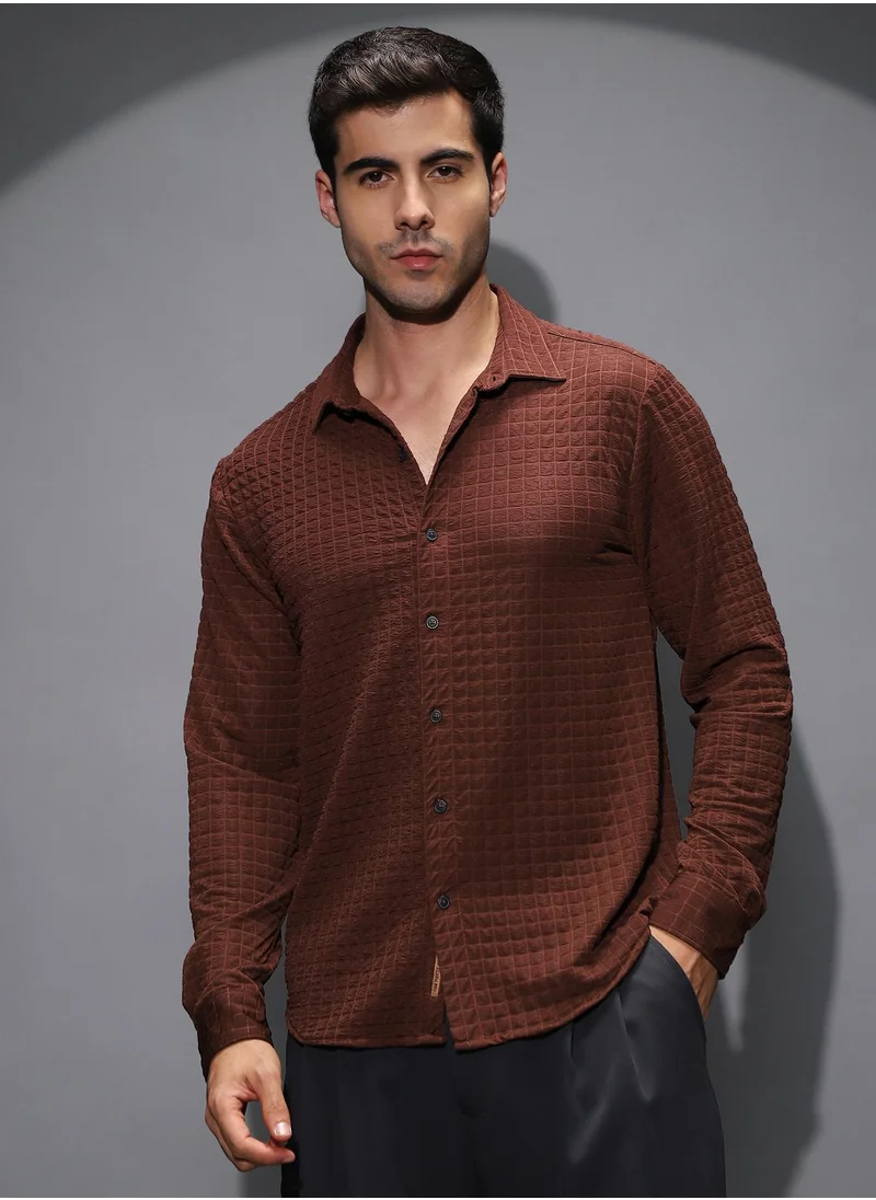 كامبوس سوترا Men's Chocolate Brown Cube-Textured Shirt For Casual Wear | Spread Collar | Long Cuffed Sleeves | Button Closure | Shirt Shirt Crafted With Comfort Fit For Everyday Wear