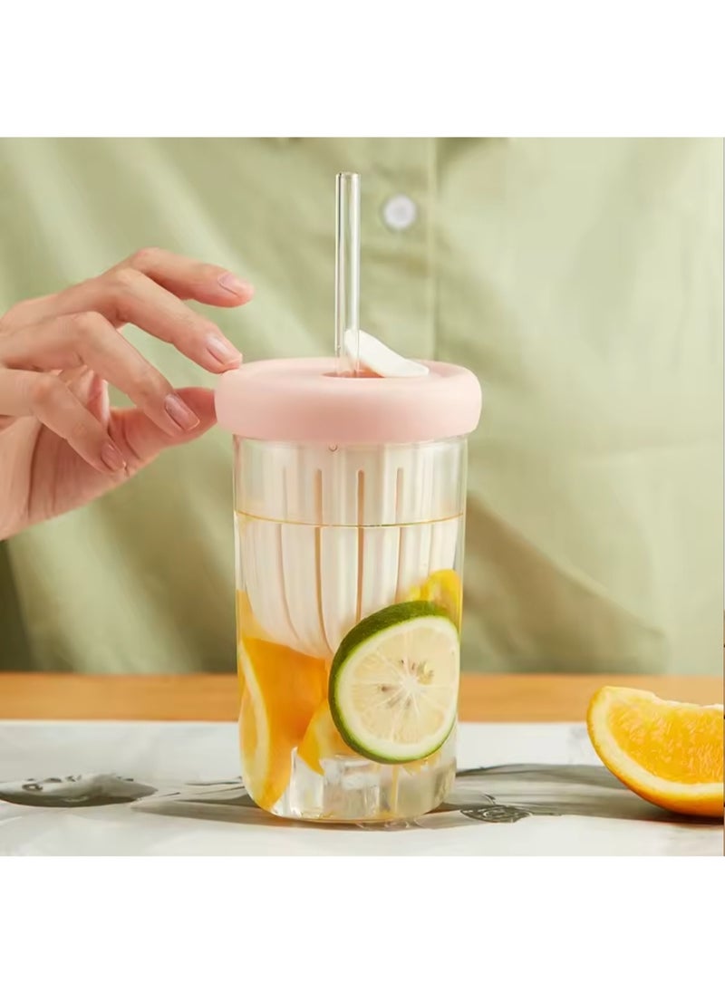 Mug Qeen - A mug for international and cold drinks + a straw with a lid + a beverage strainer - Image 1
