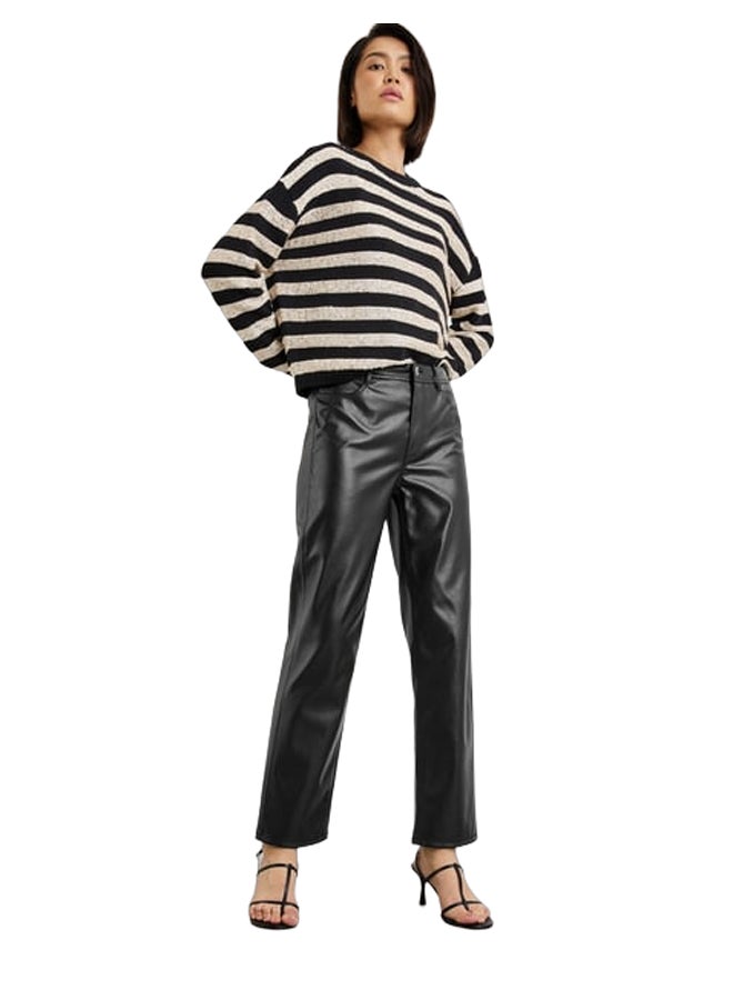 GERRY WEBER بنطلون جلد صناعي بطول 3/4 بقصّة مستقيمة  - Image 1