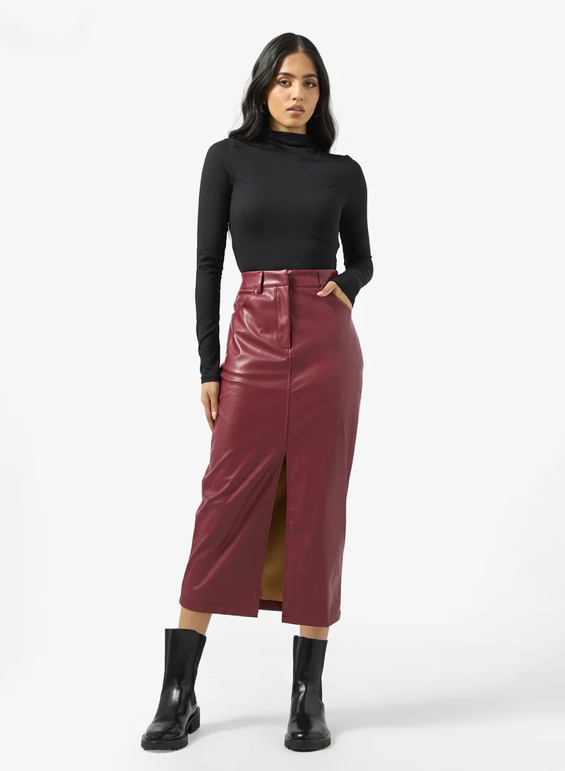 جينجر PU Leather Skirt with Slit